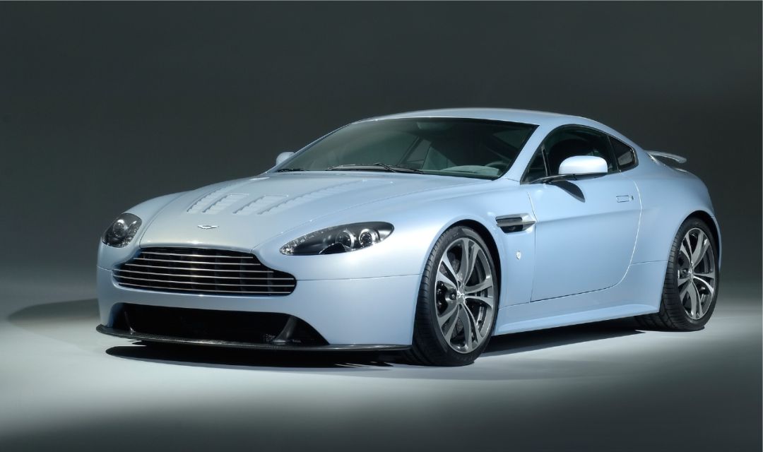 Aston Martin V12 Vantage RS