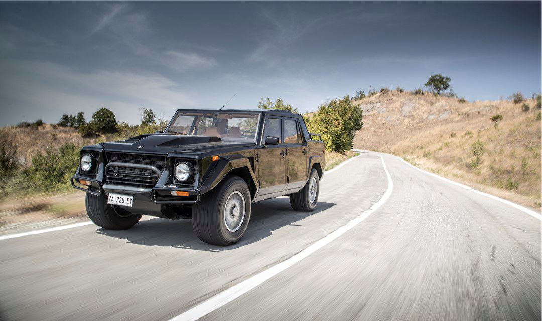 Lamborghini LM002