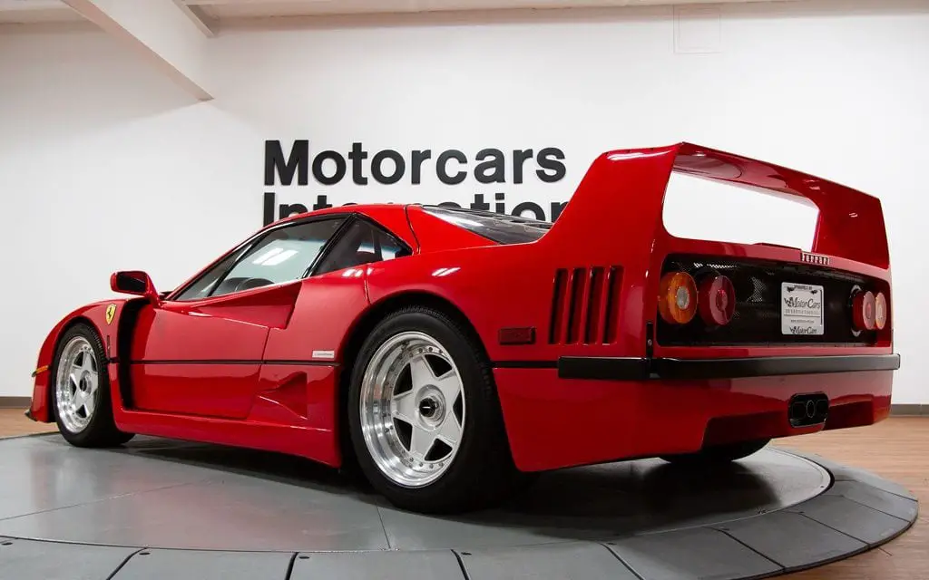 Friday Drool – Check out this Mint-Condition 1992 Ferrari F40