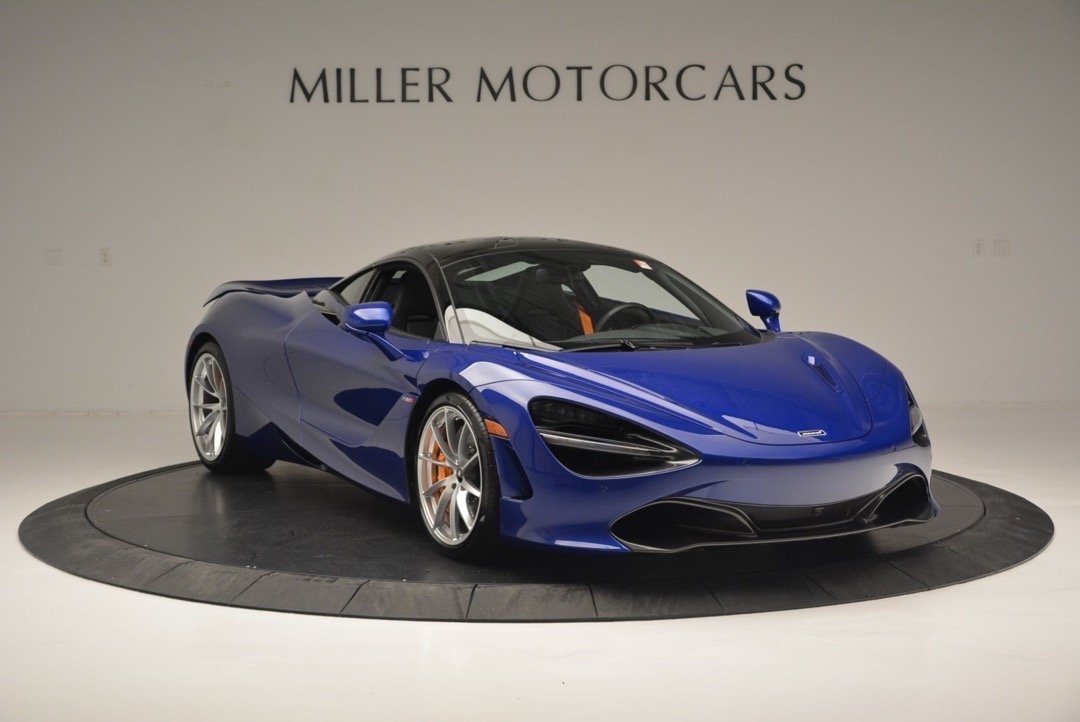 Monday Drool – Set the Night on Fire with this Aurora Blue McLaren