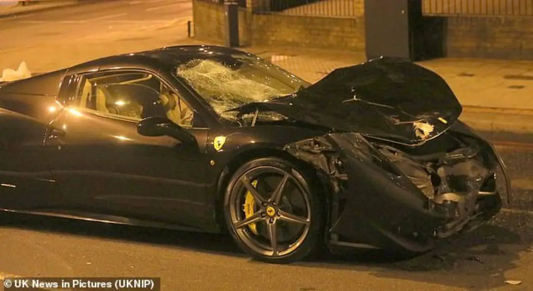 Ferrari in Deliveroo Crash on the Old Kent Road