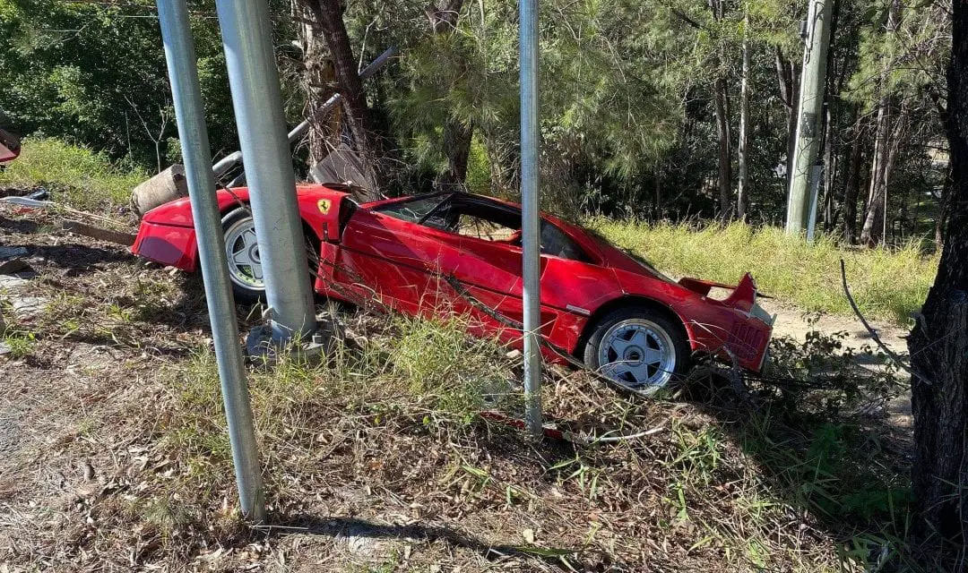 Australian‌ ‌Ferrari‌ ‌F40‌ ‌Crash‌ ‌–‌ ‌Not‌ ‌Insured?‌
